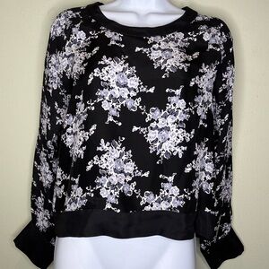 Pencey black and white 100% silk floral top, size 4